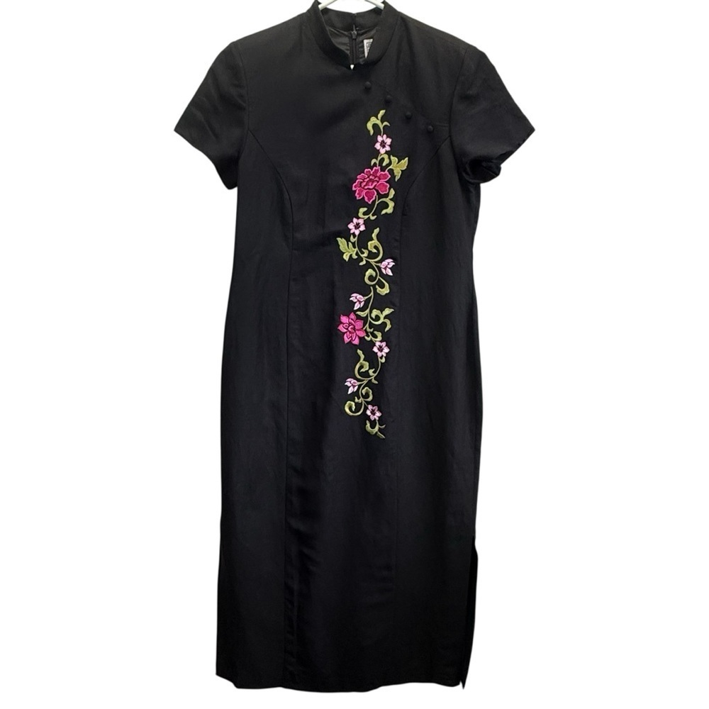 Vintage Jessica Howard Black Embroidered Floral Maxi Dress. Size 14P